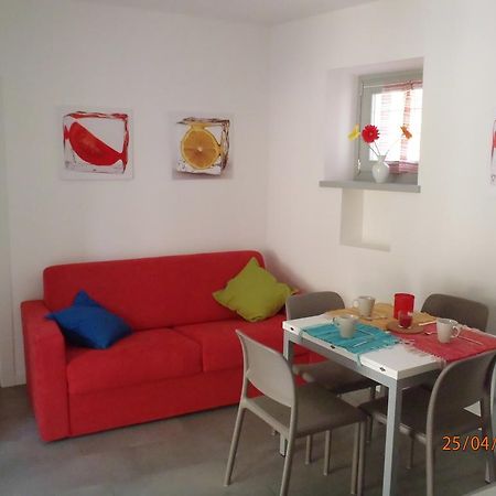 Casa Clelia Villa คอลีโก ภายนอก รูปภาพ