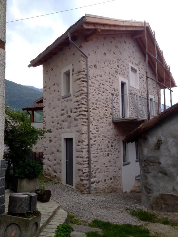 Casa Clelia Villa คอลีโก ภายนอก รูปภาพ