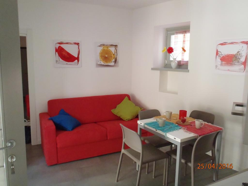 Casa Clelia Villa คอลีโก ภายนอก รูปภาพ